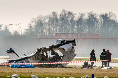 1407447213_B97150467Z.1_20130209172043_000_G7UH3212.2-0